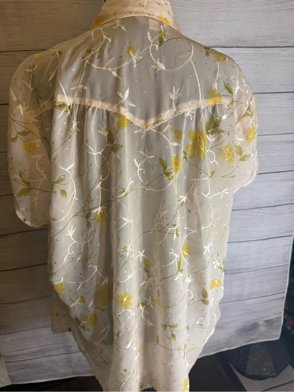 Roper Sheer Floral Button-Up Blouse in Cream and Yellow - Picture 2 of 5